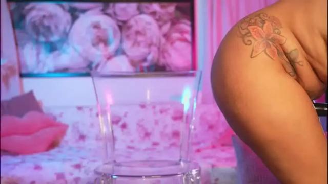 Image 7 of ciararider Stream on Chaturbate on 11 days ago