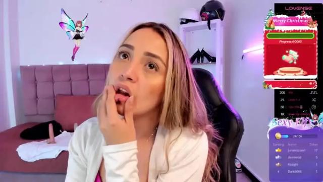 Image 7 of ciindy_love_ Stream on Chaturbate on 17 months ago