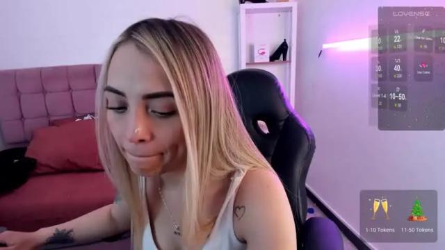 Image 10 of ciindy_love_ Stream on Chaturbate on 16 months ago