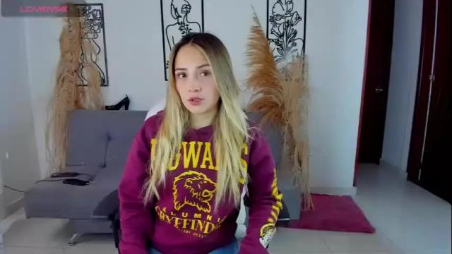 Image 2 of ciindy_lovee Stream on Chaturbate on 2 months ago