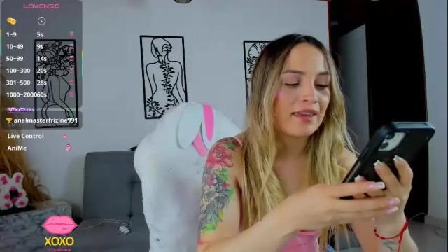 Image 8 of ciindy_lovee Stream on Chaturbate on 2 months ago