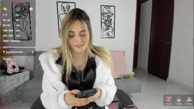 Thumbnail 1, ciindy_lovee's Stream at Chaturbate, 1 month ago