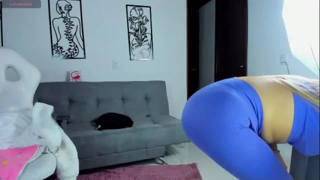Image 10 of ciindy_lovee Stream on Chaturbate on 1 month ago