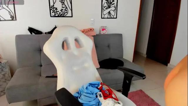 Image 6 of ciindy_lovee Stream on Chaturbate on 23 days ago