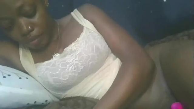 Image 11 of cilia_petite Stream on Chaturbate on 1 month ago