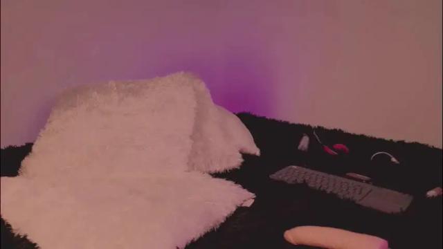 Image 10 of cinderella_lewis Stream on Chaturbate on 1 month ago