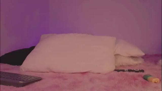 Image 3 of cinderella_lewis Stream on Chaturbate on 1 month ago