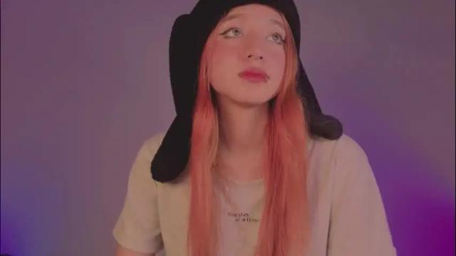 Image 3 of cinderella_lewis Stream on Chaturbate on 7 days ago