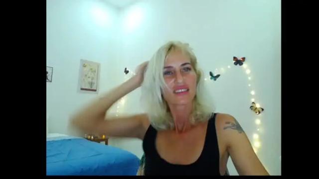 Image 7 of cindy_milfxx Stream on Chaturbate on 14 months ago