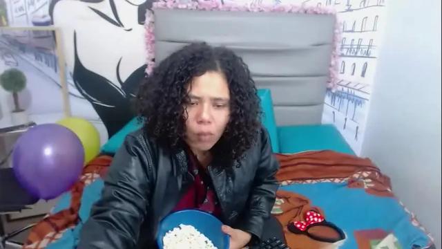 Image 3 of cindycastillo707rs Stream on Chaturbate on 18 hours ago