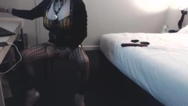 Image 4 of cindycumslut Stream on Chaturbate on 19 months ago
