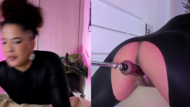 Image 2 of cinnamon_afrodit Stream on Chaturbate on 12 months ago
