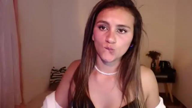 Image 8 of cinnamon_icecream Stream on Chaturbate on 17 months ago