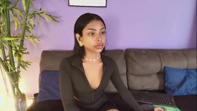 Image 3 of cinnamon_kyla Stream on Chaturbate on 29 days ago
