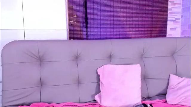 Thumbnail 1, cinnamon_kyla's Stream at Chaturbate, 4 months ago