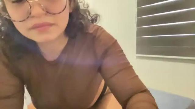 Image 4 of cinnamon_rosa Stream on Chaturbate on 20 months ago