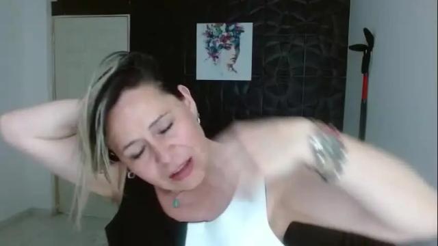 Image 7 of cinthia1609 Stream on Chaturbate on 1 month ago