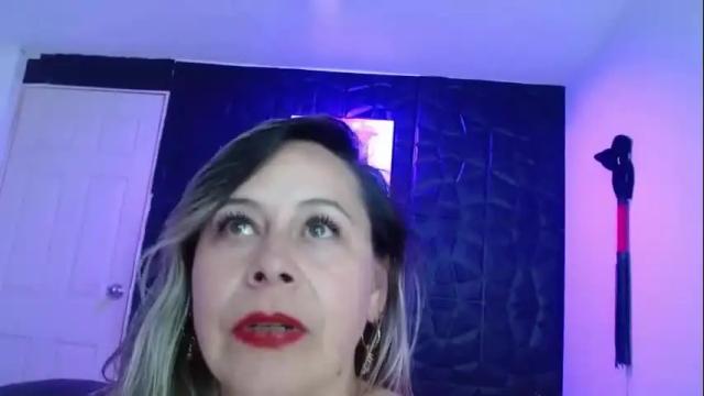 Image 12 of cinthia1609 Stream on Chaturbate on 6 days ago