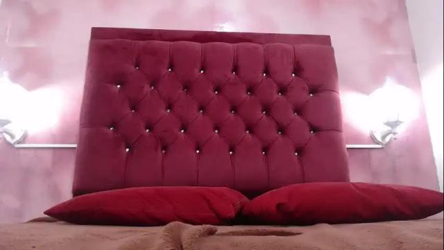 Image 3 of cinthya_dan Stream on Chaturbate on 23 days ago