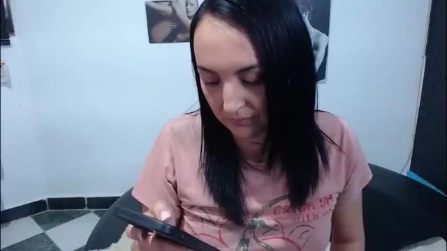Image 11 of cinthya_dan Stream on Chaturbate on 1 month ago