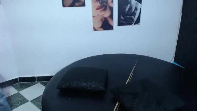 Image 10 of cinthya_dan Stream on Chaturbate on 1 month ago