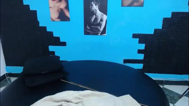 Image 11 of cinthya_dan Stream on Chaturbate on 1 month ago