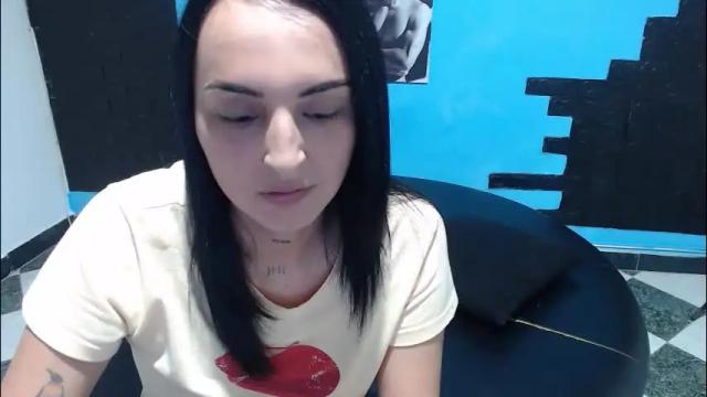 Image 11 of cinthya_dan Stream on Chaturbate on 1 month ago