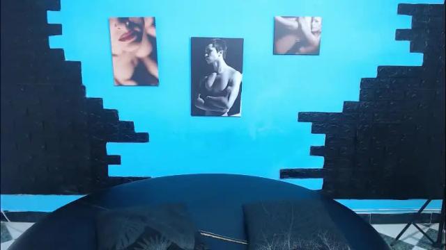 Image 4 of cinthya_dan Stream on Chaturbate on 15 days ago