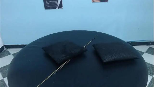 Image 10 of cinthya_dan Stream on Chaturbate on 1 day ago