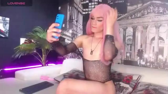 Image 4 of cinthya_walker1 Stream on Chaturbate on 13 months ago