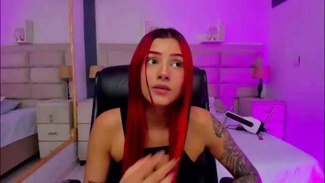 Image 4 of cintiacolins Stream on Chaturbate on 2 months ago