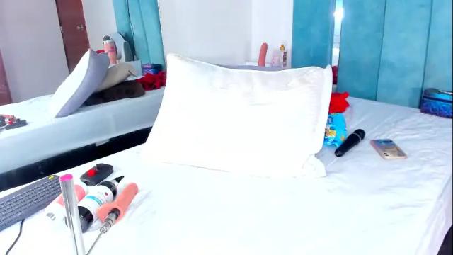 Image 4 of cintiavega Stream on Chaturbate on 1 month ago
