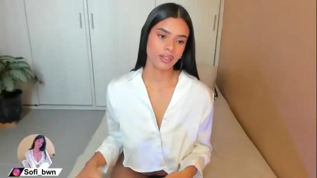 Image 7 of cintya_brown Stream on Chaturbate on 29 days ago