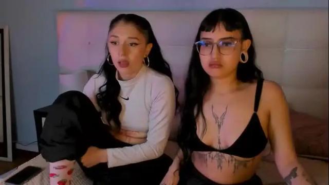 Image 6 of cintya_kors Stream on Chaturbate on 2 months ago