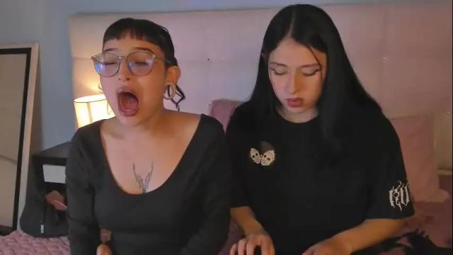 Image 7 of cintya_kors Stream on Chaturbate on 2 months ago