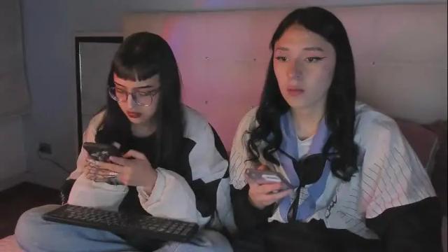Image 6 of cintya_kors Stream on Chaturbate on 2 months ago