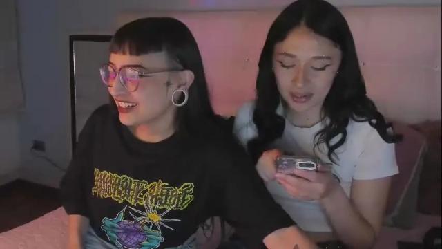 Image 8 of cintya_kors Stream on Chaturbate on 2 months ago