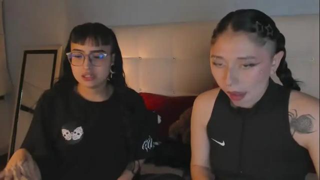 Image 4 of cintya_kors Stream on Chaturbate on 1 month ago