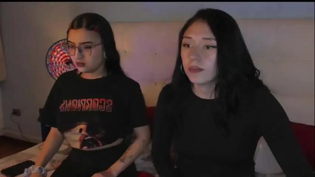 Image 7 of cintya_kors Stream on Chaturbate on 1 month ago