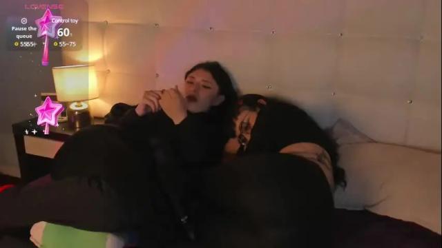 Image 4 of cintya_kors Stream on Chaturbate on 18 days ago