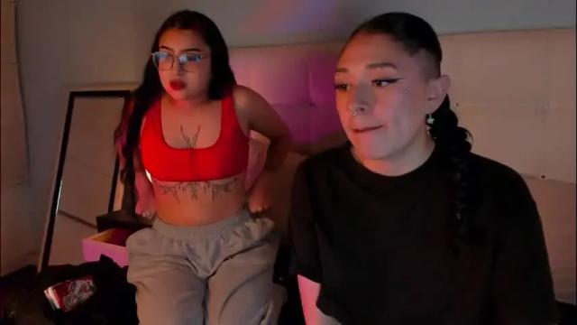 Image 10 of cintya_kors Stream on Chaturbate on 11 days ago
