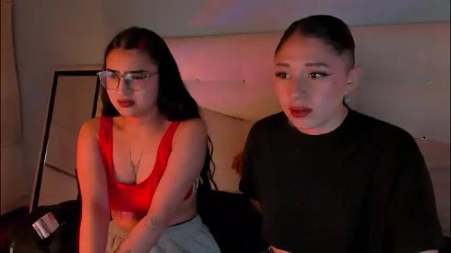 Image 8 of cintya_kors Stream on Chaturbate on 11 days ago