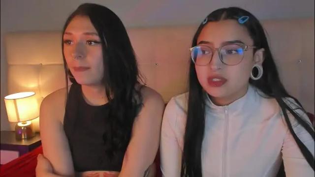 Image 3 of cintya_kors Stream on Chaturbate on 2 days ago