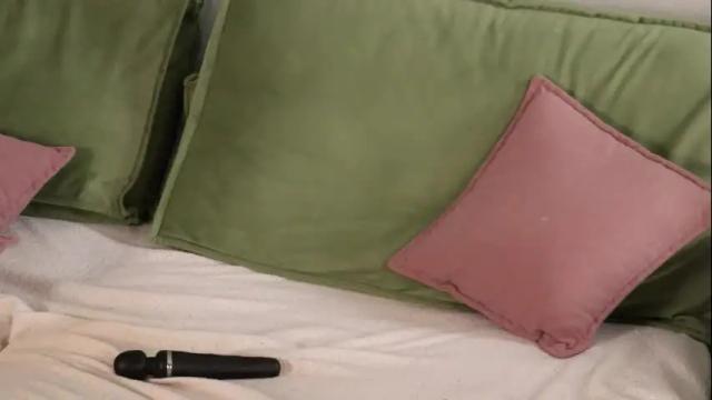 Image 2 of cirilada Stream on Chaturbate on 1 day ago