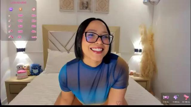 Image 3 of cl4ire Stream on Chaturbate on 1 month ago