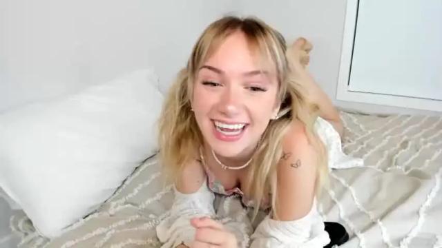 Thumbnail 3, clairebabyy1's Stream at Chaturbate, 13 months ago