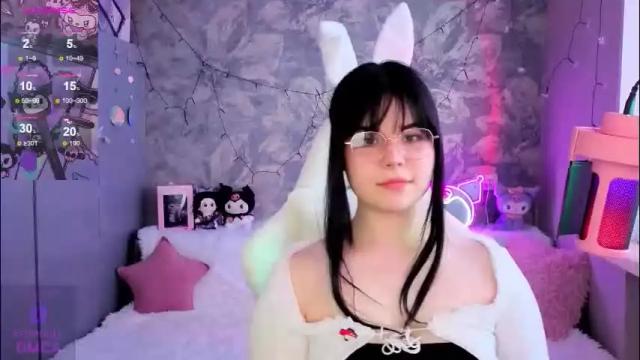 Image 6 of clairefaers Stream on Chaturbate on 6 months ago