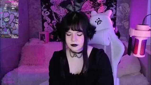 Image 2 of clairefaers Stream on Chaturbate on 1 month ago