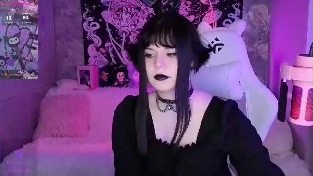 Image 8 of clairefaers Stream on Chaturbate on 1 month ago