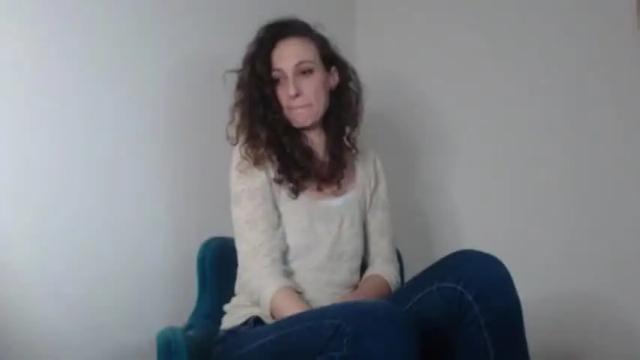 Image 2 of claireparis Stream on Chaturbate on 22 months ago
